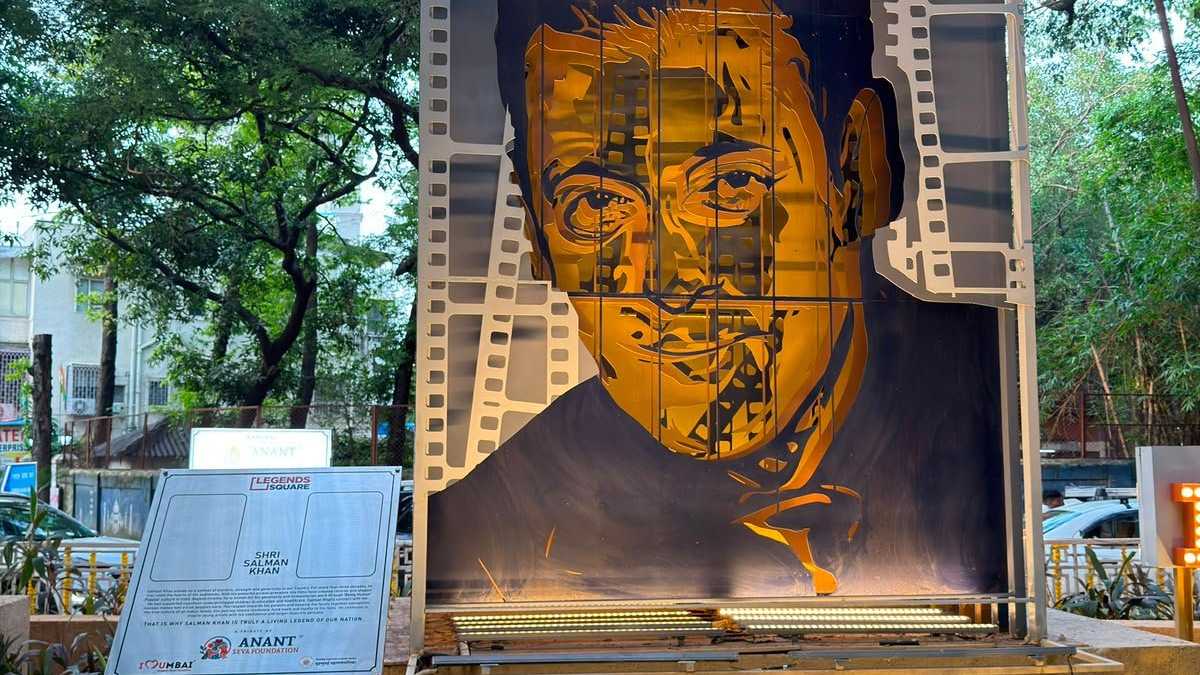 Legends Square in Bandra Honours Salman Khan