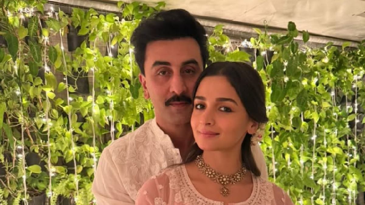 Love & War: Ranbir Kapoor and Alia Bhatt Turn Heads in Retro Looks From Sanjay Leela Bhansali’s Much-Awaited Film