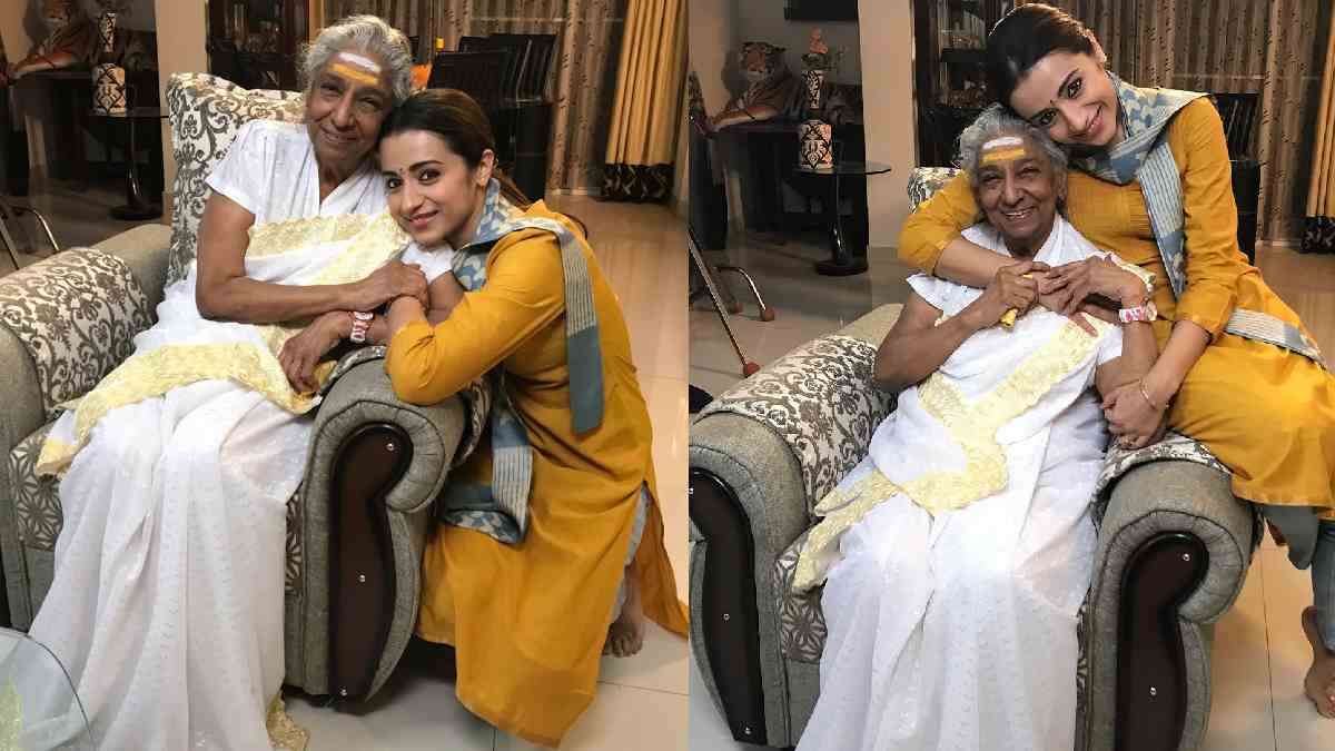 Trisha Krishnan Shares Photo with 96 Co-Star Janaki
