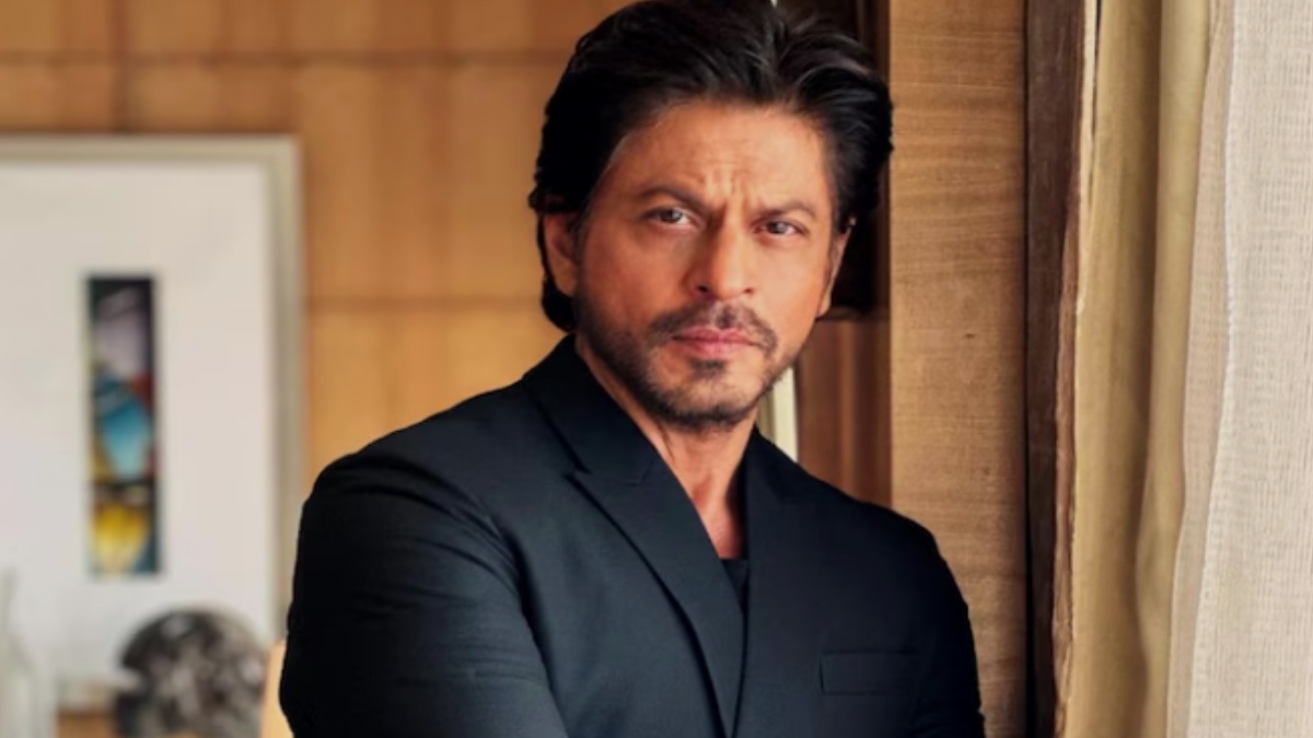 On Nag Panchami Two Snakes Spotted at Shah Rukh Khan’s Mannat in Mumbai; 8-Foot Dhaman Rescued