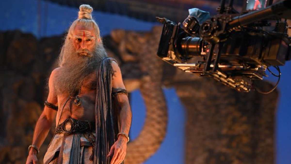 Akshaye Khanna’s Shocking Mahakali Look: Big Reveal August 24