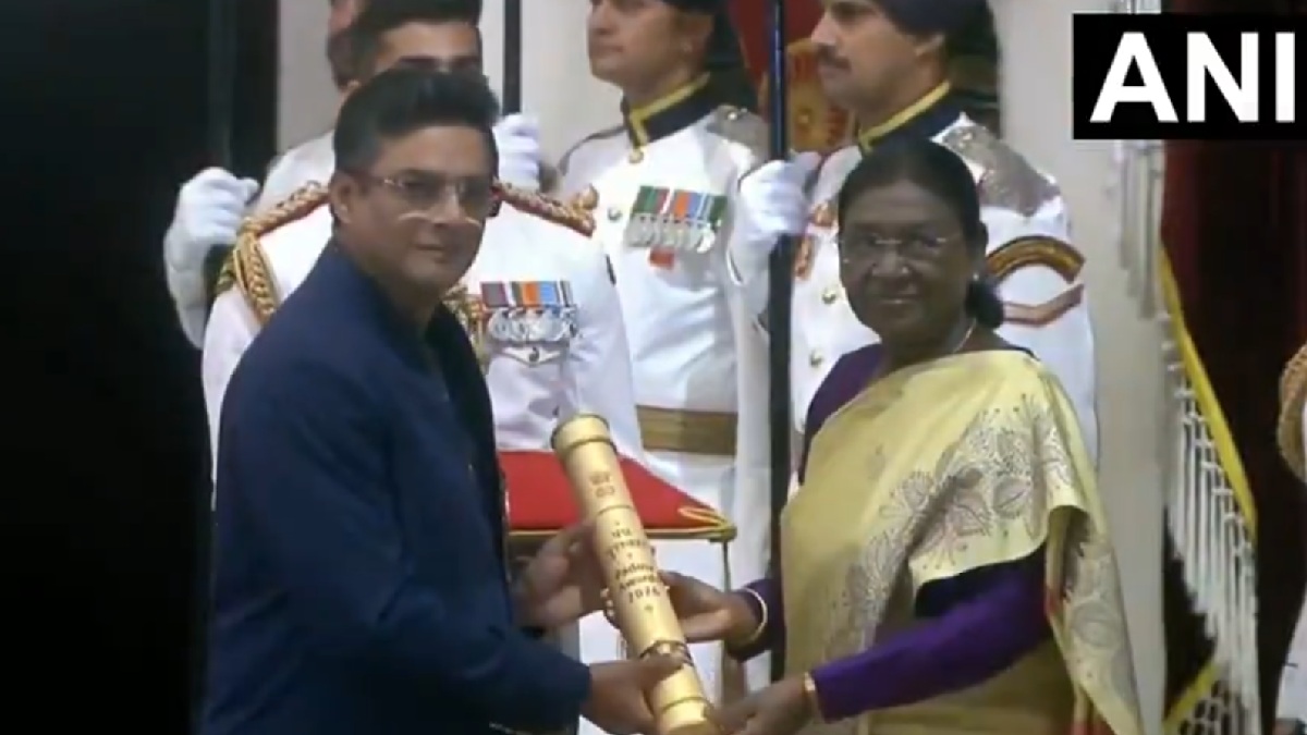R Madhavan