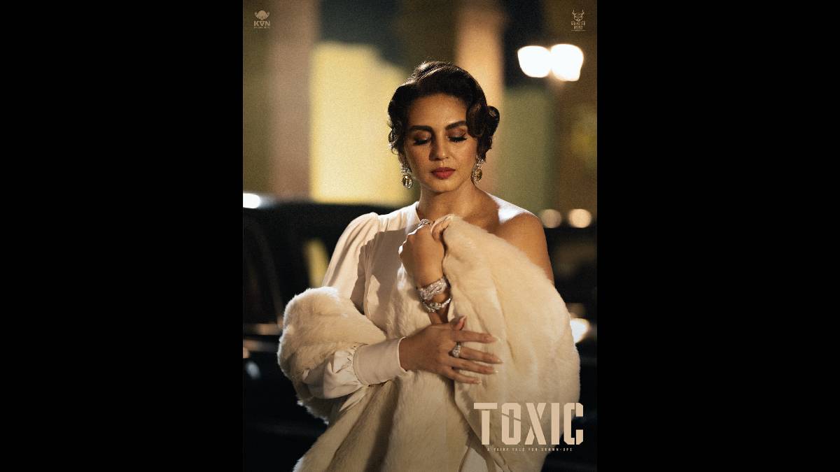 Huma Qureshi Arrives in Bengaluru Ahead of Toxic: A Fairy Tale for Grown-Ups Trailer Launch