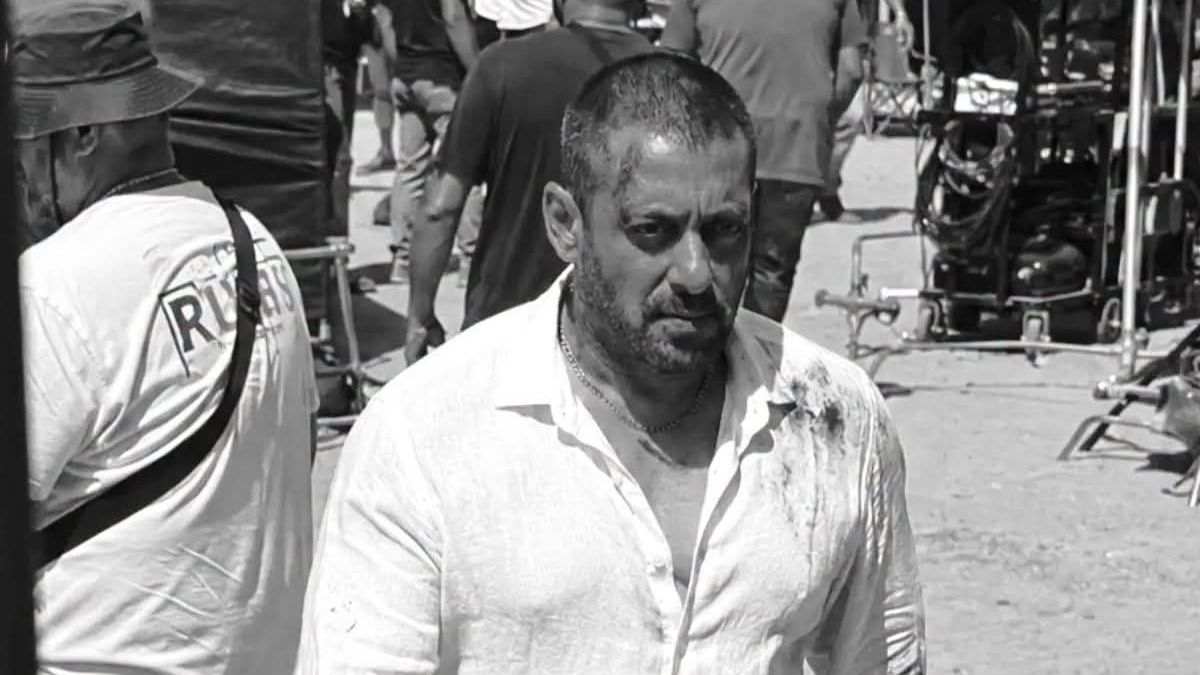 Salman Khan SVC63 buzz cut look