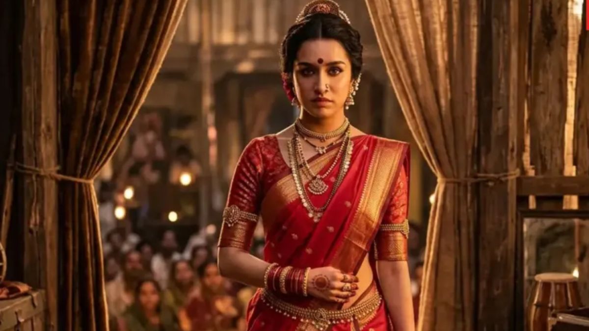 Shraddha Kapoor Hikes Fee to ₹15 Crore for Vithabai Narayangaonkar Biopic Eetha